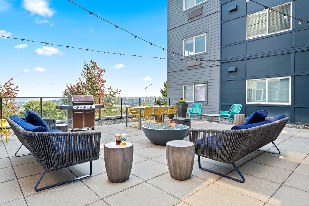 a large courtyard with exterior furniture